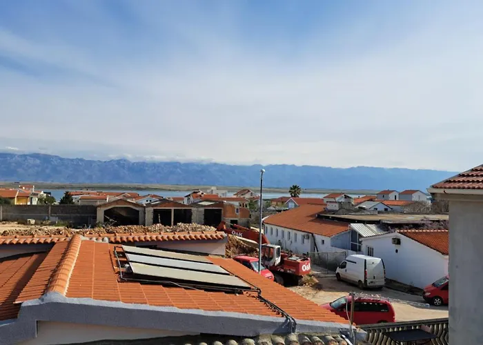 Meri Апартаменты Вир